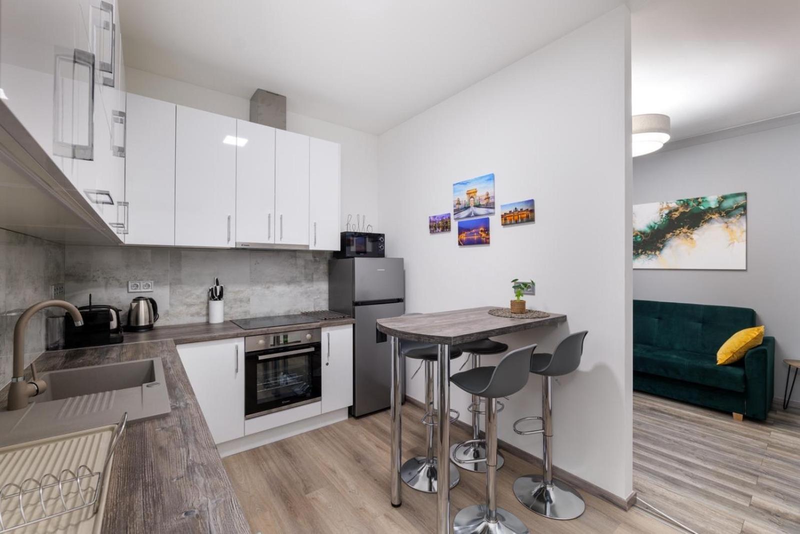 Golden Cage Premium Central Apartment Boedapest Buitenkant foto
